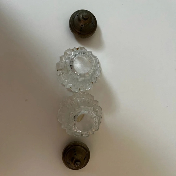 Vintage Salt And Pepper Shakers. Leonard Japan Sticker On The Bottom. - Picture 4 of 7
